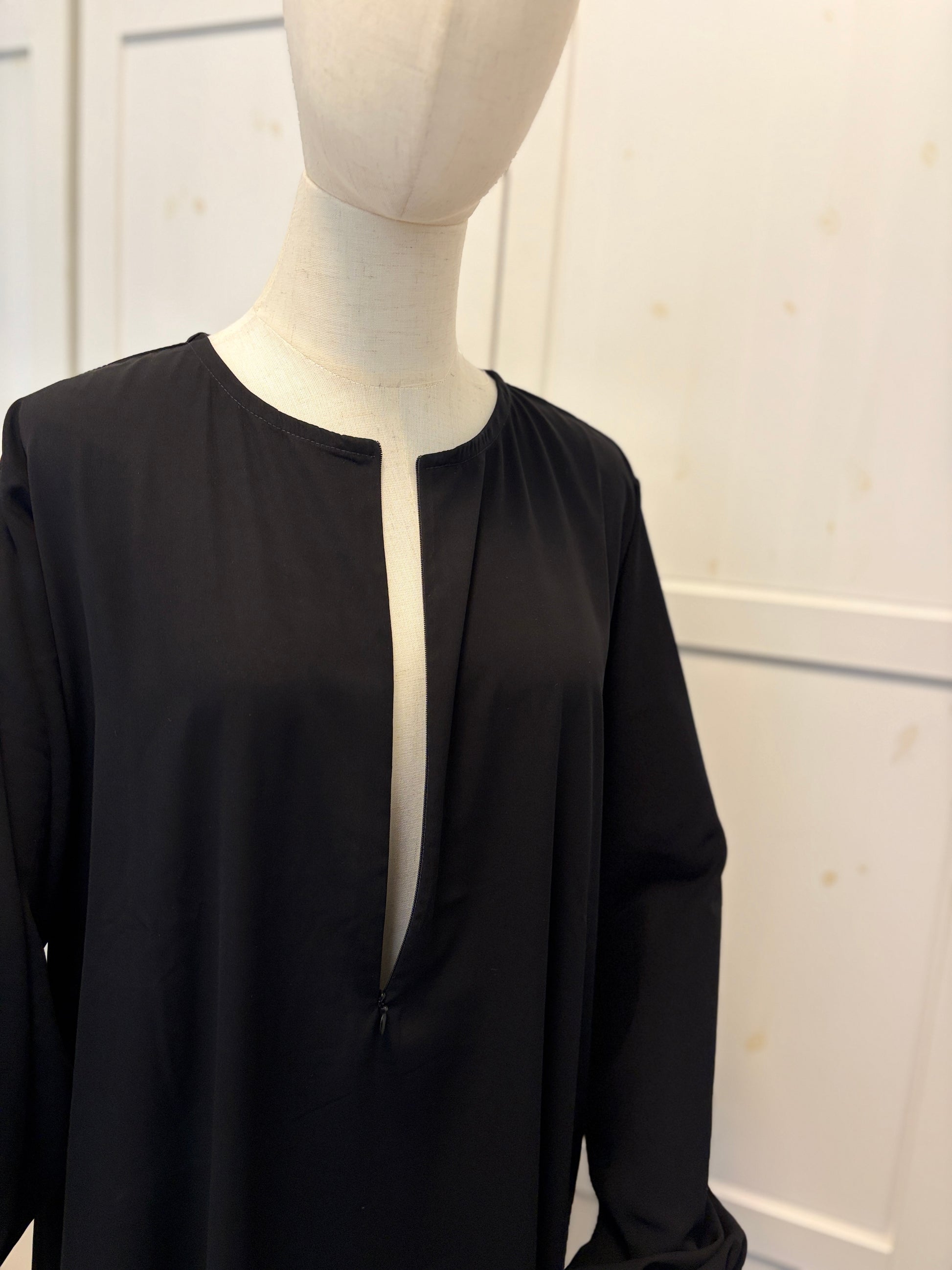 Black Abaya