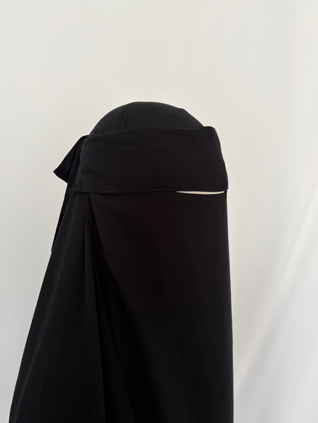 Flap niqab