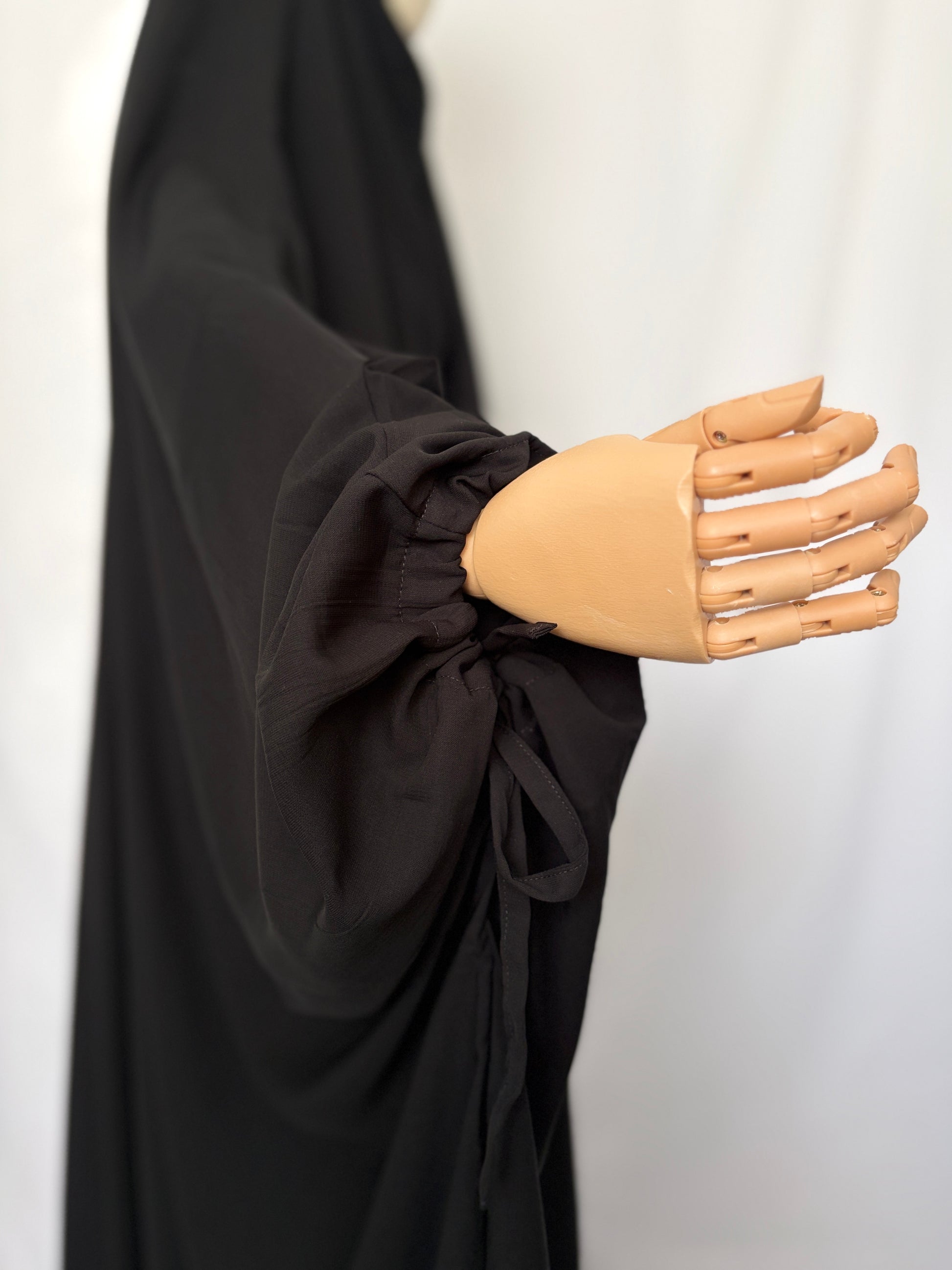 Hawwa black jilbab