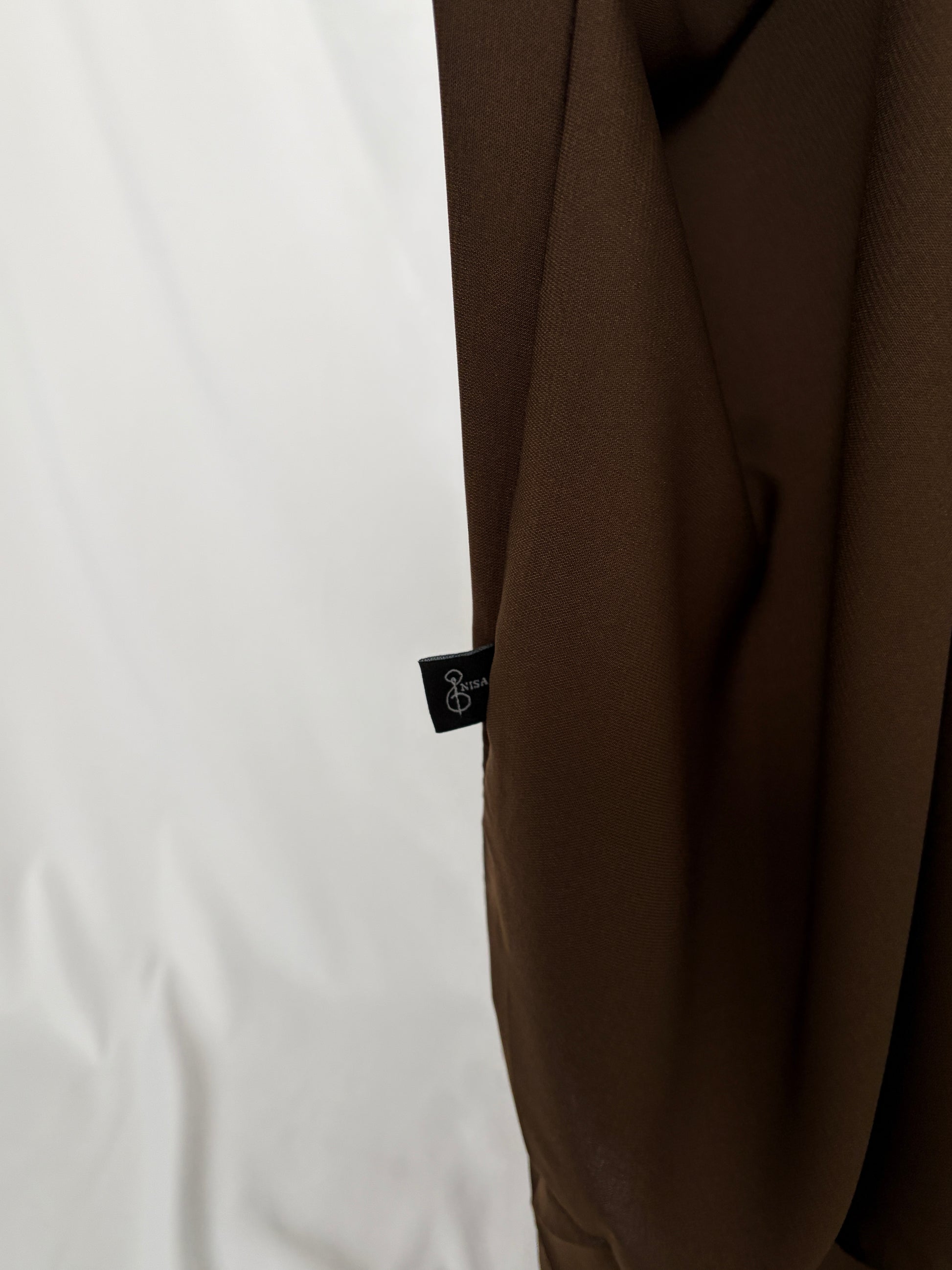 Anisa brown jilbab