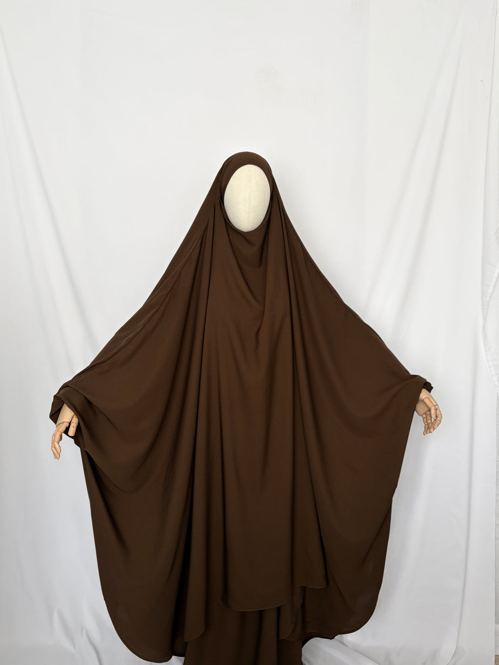 Anisa brown jilbab