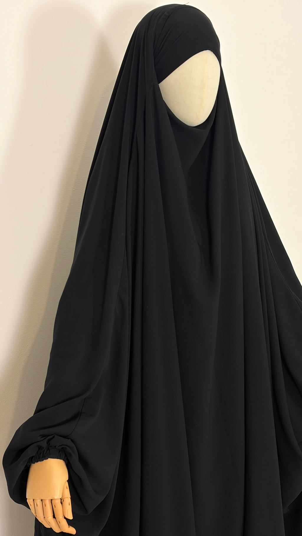 Black String sleeve jilbab